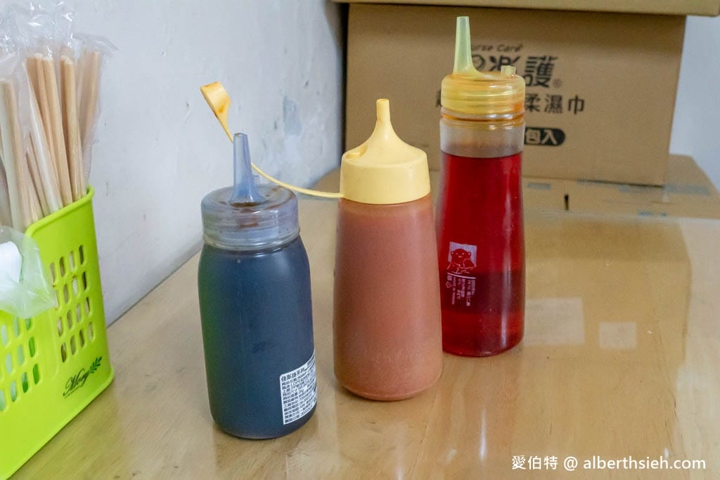 聖保祿前傳統早餐店｜桃園後站美食，菜單手工蛋餅、水煎包好吃