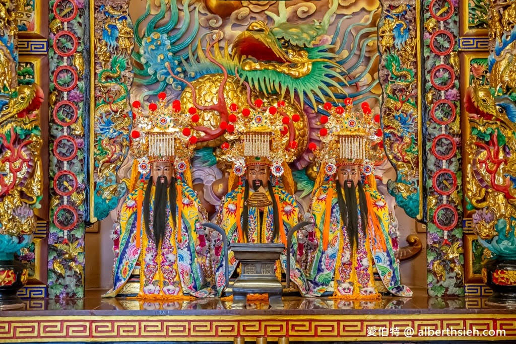 桃園平鎮廣隆宮｜全台最大最高坐姿石雕土地公