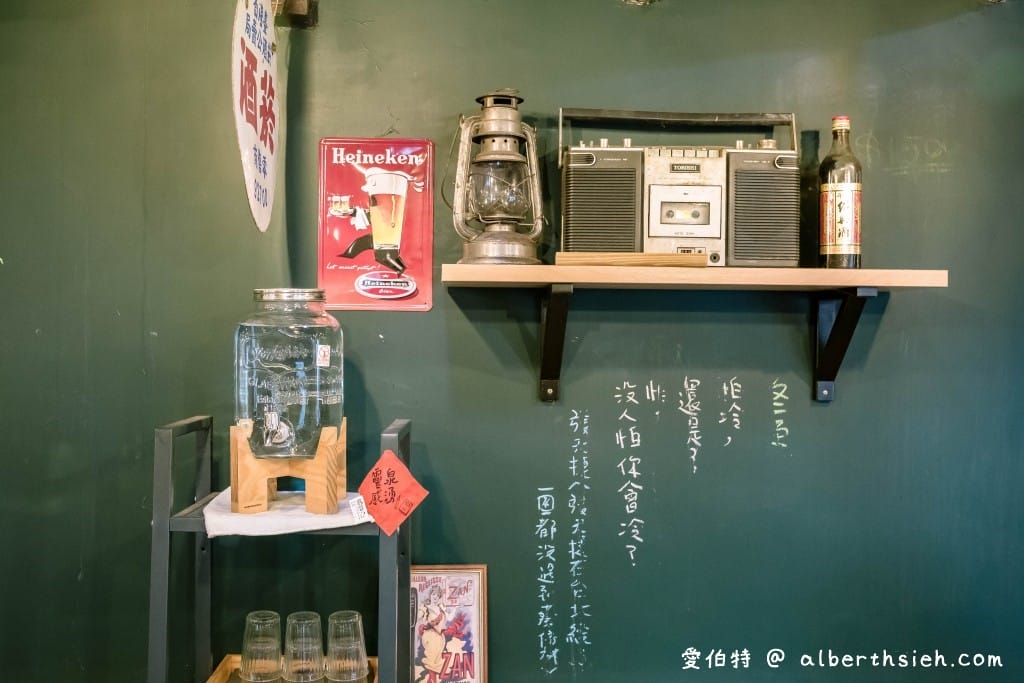大溪老街咖啡館｜草店尾事務所，和平老街旁與世隔絕老宅咖啡廳