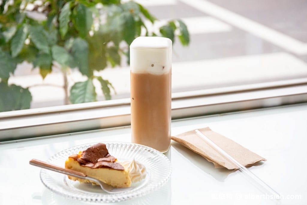 Thanaka Coffee玬那卡咖啡｜中壢忠貞市場旁，純白質感緬甸風咖啡廳