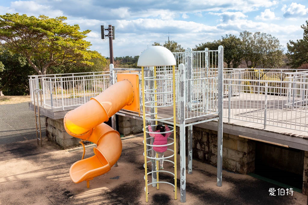 福岡必去親子景點推薦｜海之中道海濱公園，巨大雲朵彈跳床、滾輪滑梯 @愛伯特