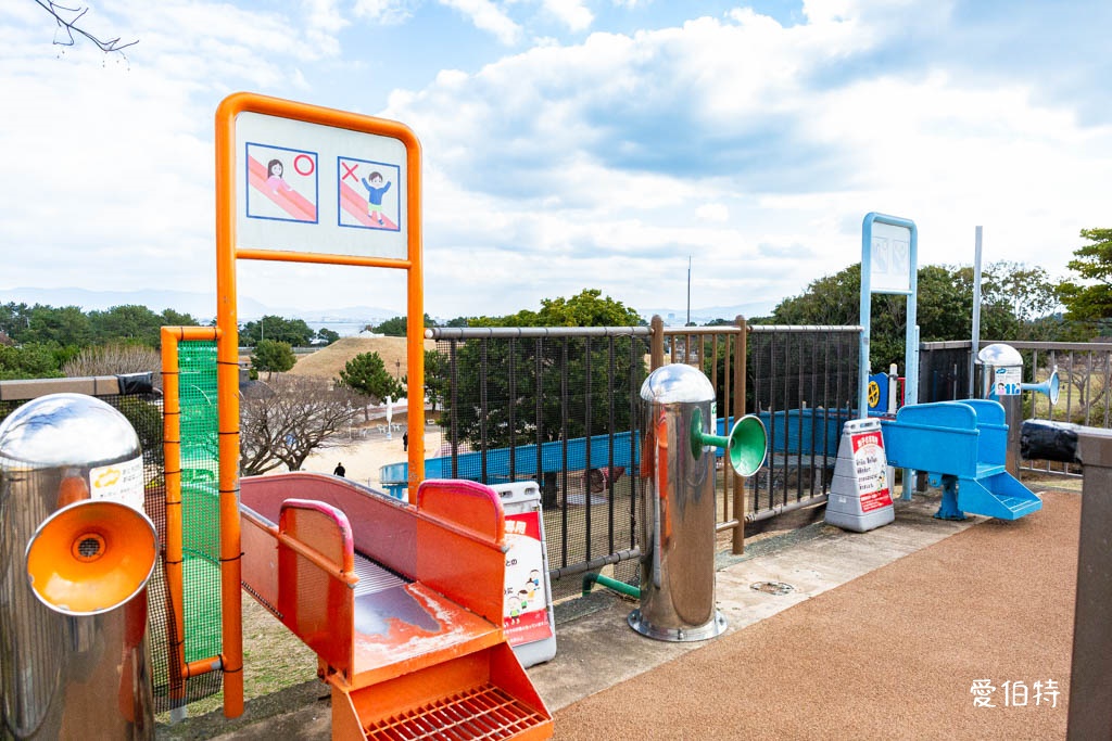福岡必去親子景點推薦｜海之中道海濱公園，巨大雲朵彈跳床、滾輪滑梯 @愛伯特