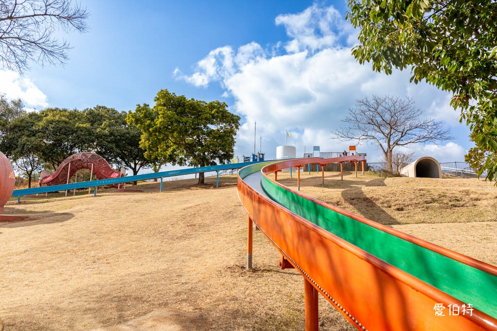 福岡必去親子景點推薦｜海之中道海濱公園，巨大雲朵彈跳床、滾輪滑梯 @愛伯特
