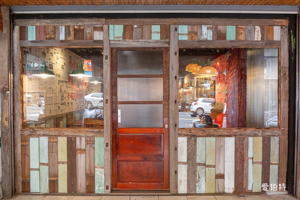 薑太宮市井小火鍋楊梅店,麻辣醬香火鍋雞必點 @愛伯特