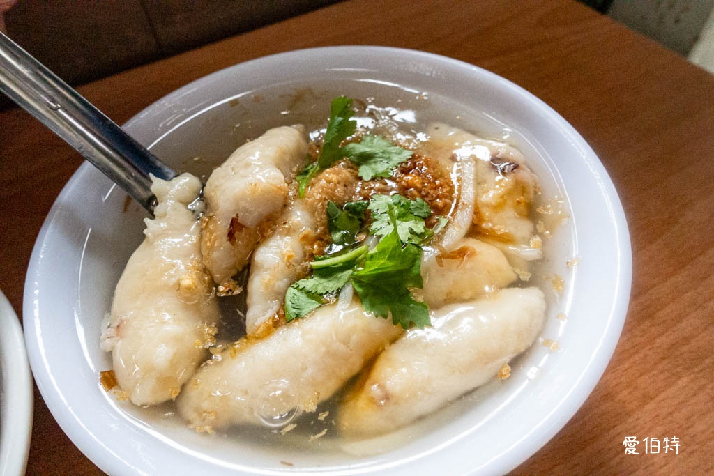 桃園南門市場早午餐推薦|良泉小吃,油飯、魷魚羹、甜不辣都好吃 @愛伯特