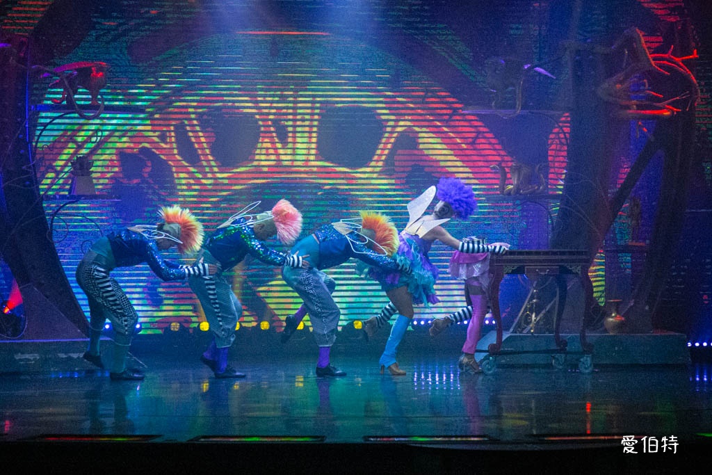 麗星郵輪探索星號｜星座劇院舞台秀show百老匯級表演免費必看 @愛伯特