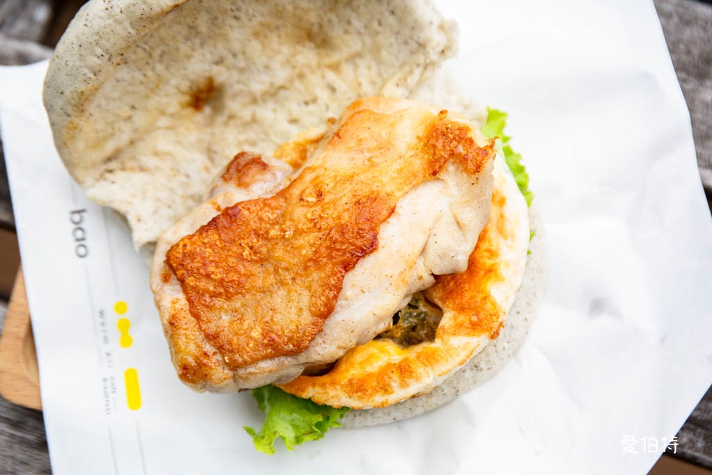 暖空咖啡｜中壢美食推薦，美味刈包，純白設計的自家烘焙咖啡廳 @愛伯特