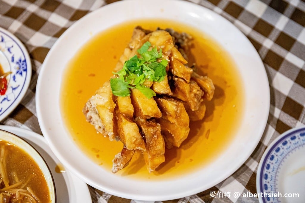 桃園龍潭糊口老街客家活魚餐館，石門水庫旁食物美味物美價廉