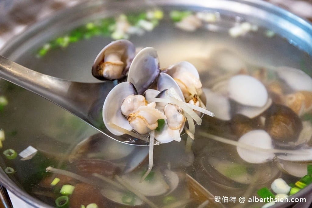 桃園龍潭糊口老街客家活魚餐館，石門水庫旁食物美味物美價廉