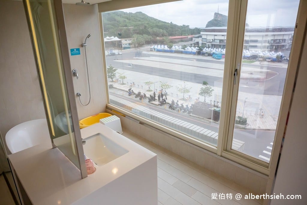 北海岸親子飯店推薦｜薆悅酒店野柳渡假館，400坪遊戲室隨你玩