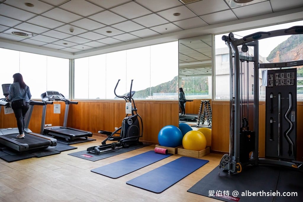 北海岸親子飯店推薦｜薆悅酒店野柳渡假館，400坪遊戲室隨你玩