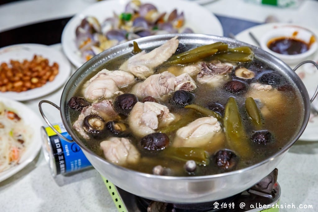 嘉義火車站美食｜後站海產小吃店，隱藏版美味海鮮餐廳