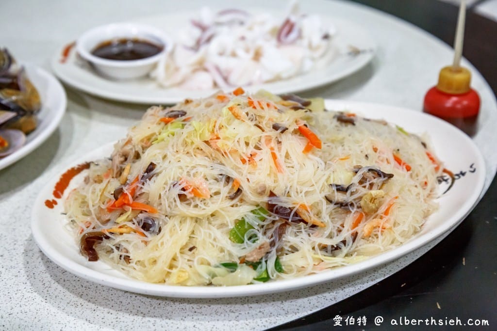 嘉義火車站美食｜後站海產小吃店，隱藏版美味海鮮餐廳