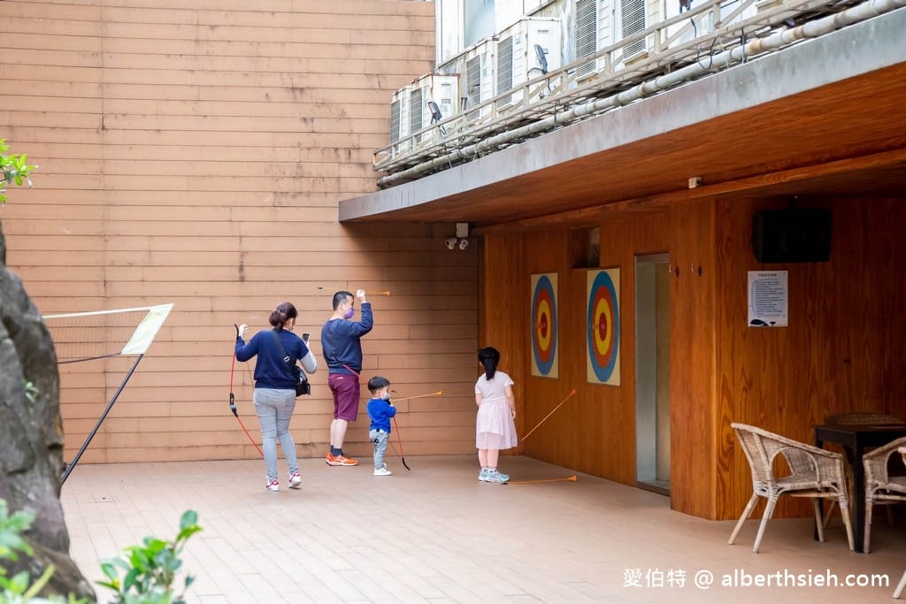 北海岸親子飯店推薦｜薆悅酒店野柳渡假館，400坪遊戲室隨你玩