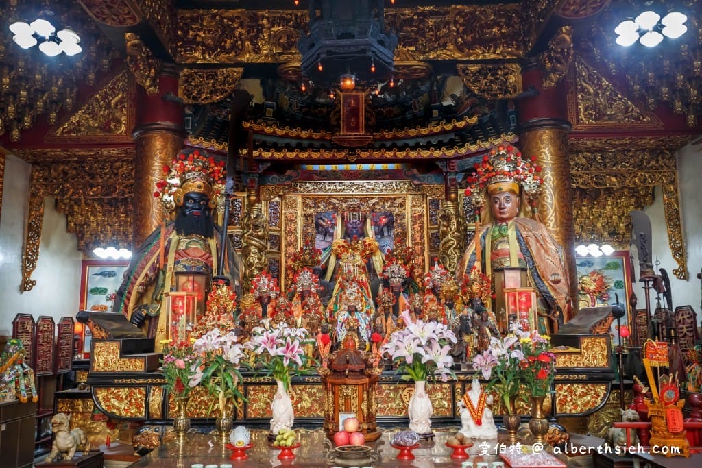 嘉義關聖帝君廟｜嘉邑鎮天宮，桃園三結義巨大坐姿塑像超有氣勢