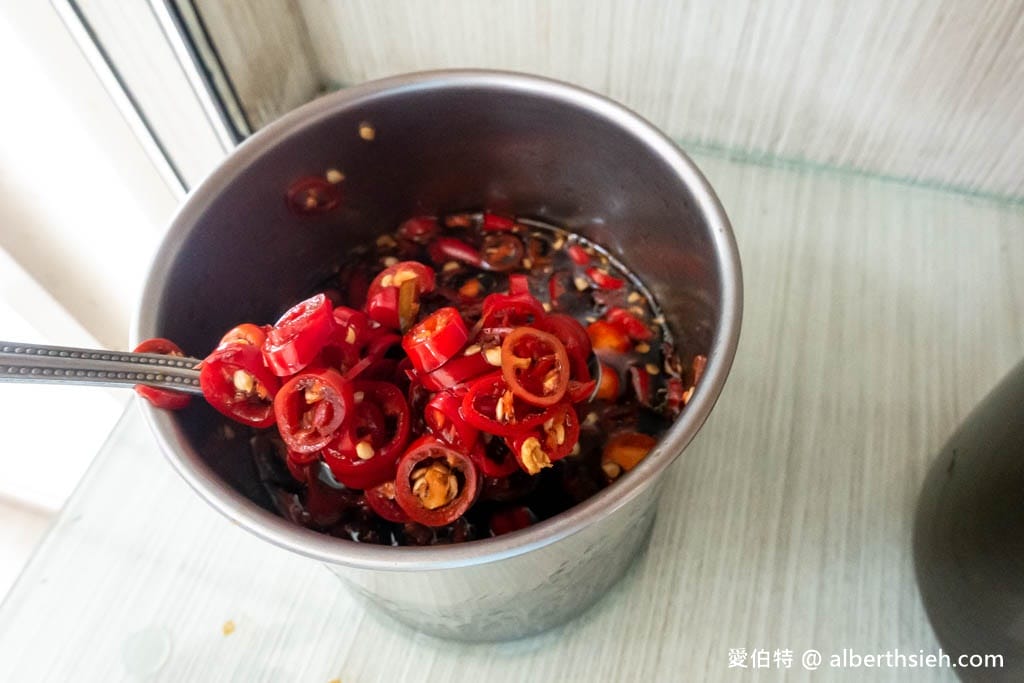 竹仔下米粉湯｜桃園八德早餐，古早味湯鮮味美，辣醬超讚