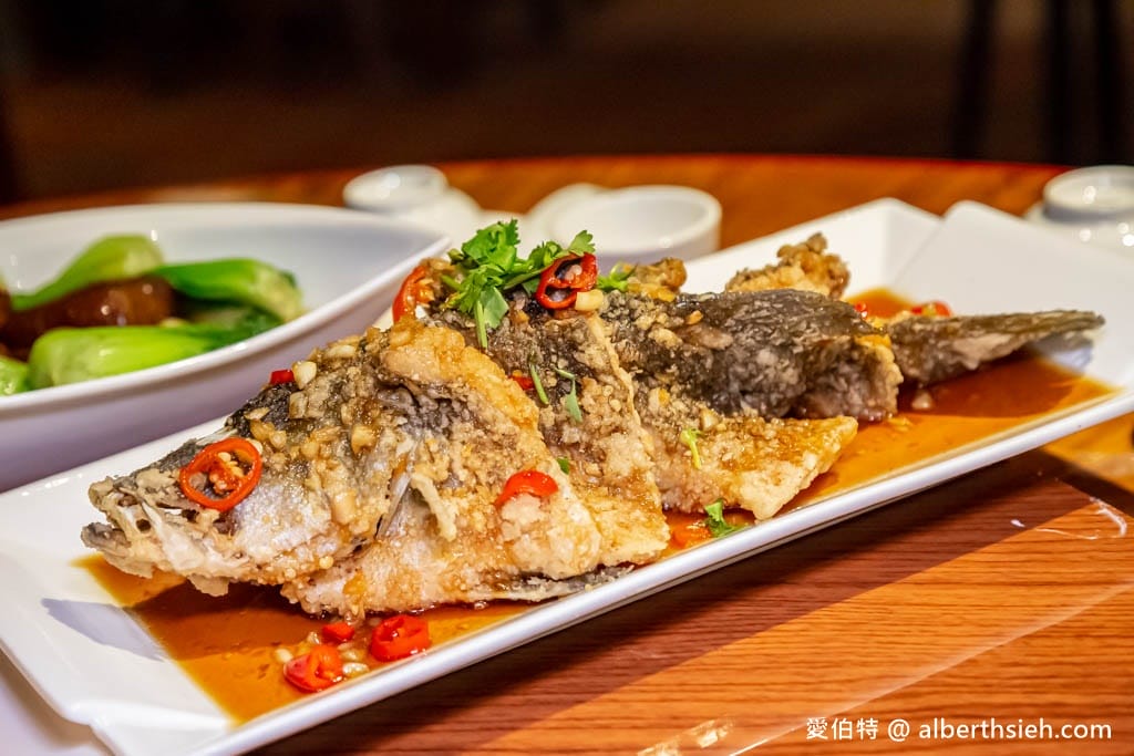 大溪老街美食推薦｜隱灶腳百年老厝，2人也能吃的復古辦桌菜