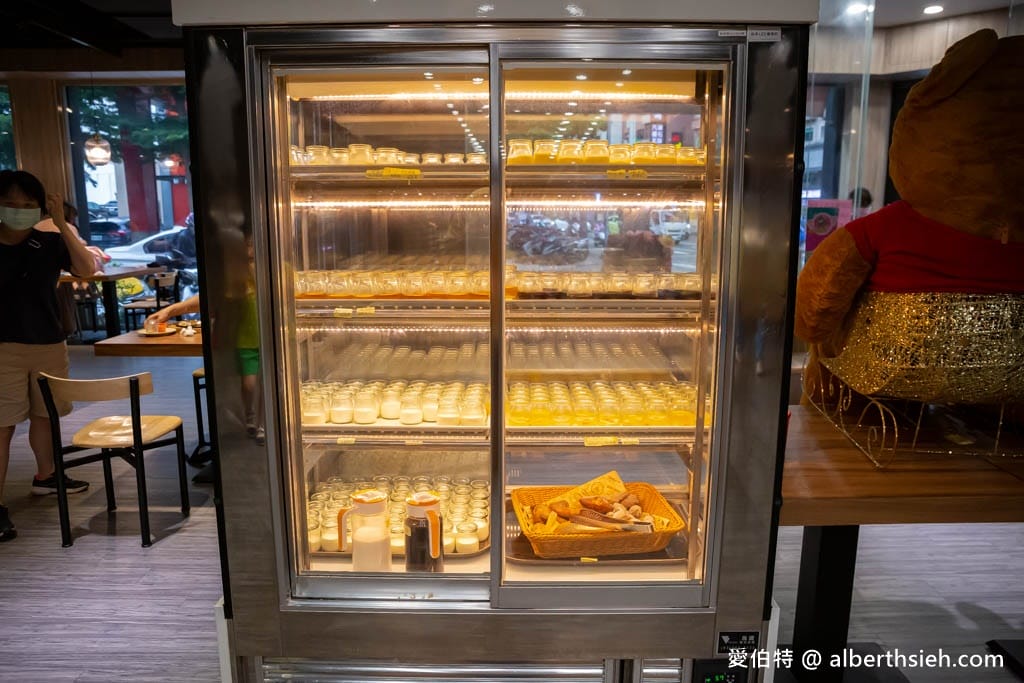 艾佳牛排館｜桃園藝文特區吃到飽，320元起近70款Buffet隨你吃