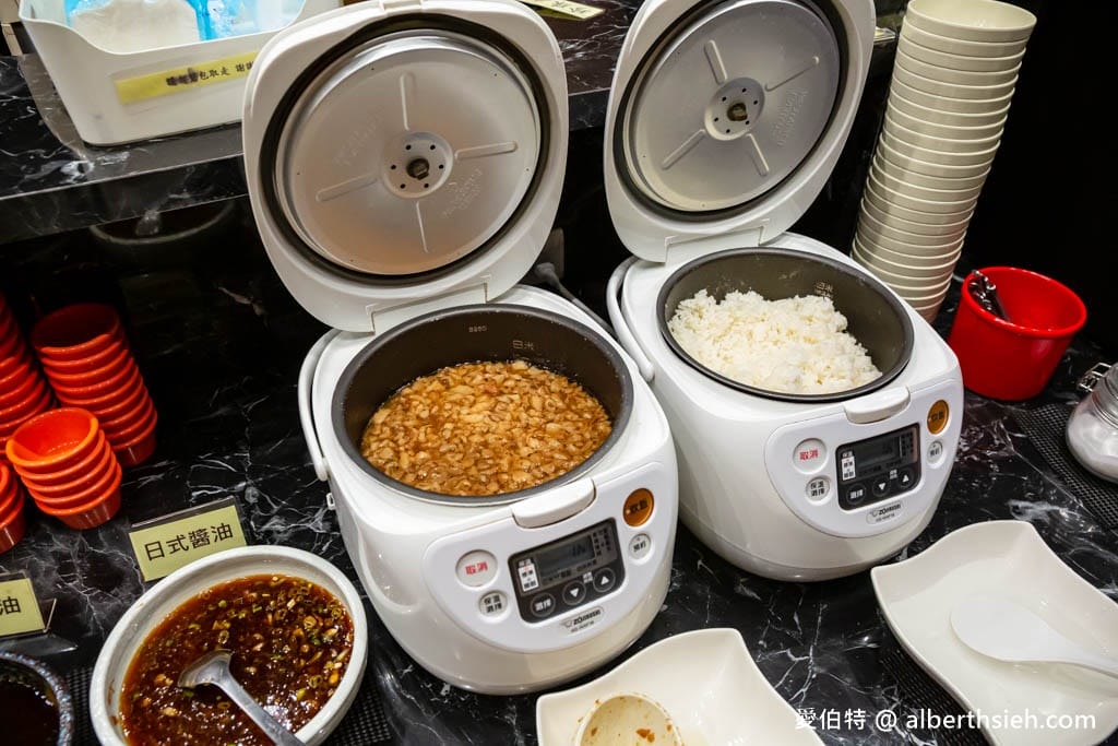艾佳牛排館｜桃園藝文特區吃到飽，320元起近70款Buffet隨你吃