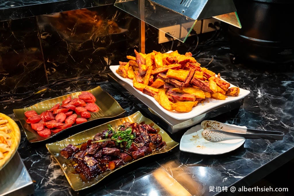 艾佳牛排館｜桃園藝文特區吃到飽，320元起近70款Buffet隨你吃