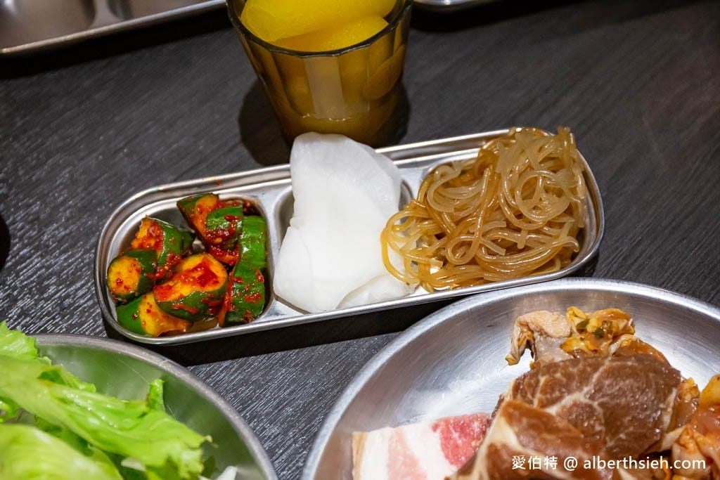 好好吃肉韓式烤肉吃到飽-高雄左營店，359元起肉片，熟食，韓式涼拌小菜隨你吃