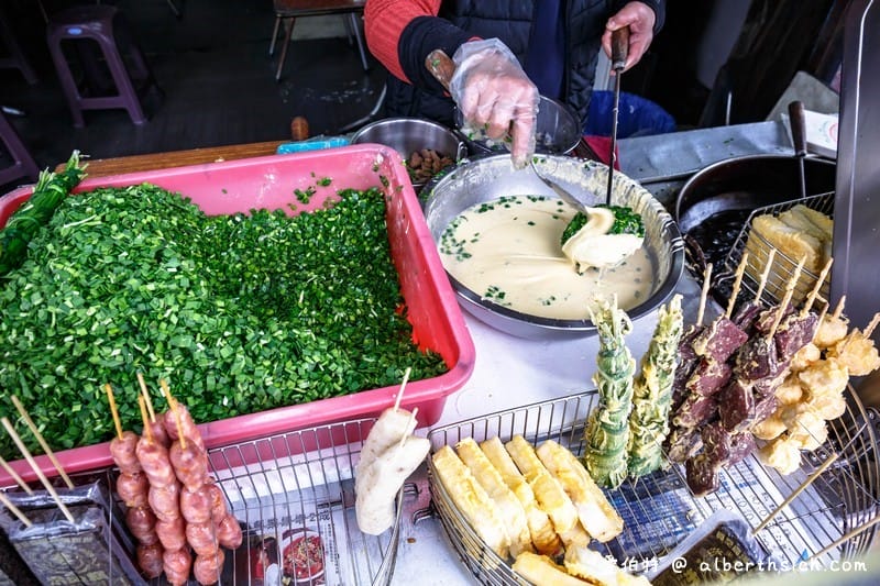 桃園八德阿琴蚵嗲｜在地人推薦的隱藏版美食，肥美飽滿的蚵嗲