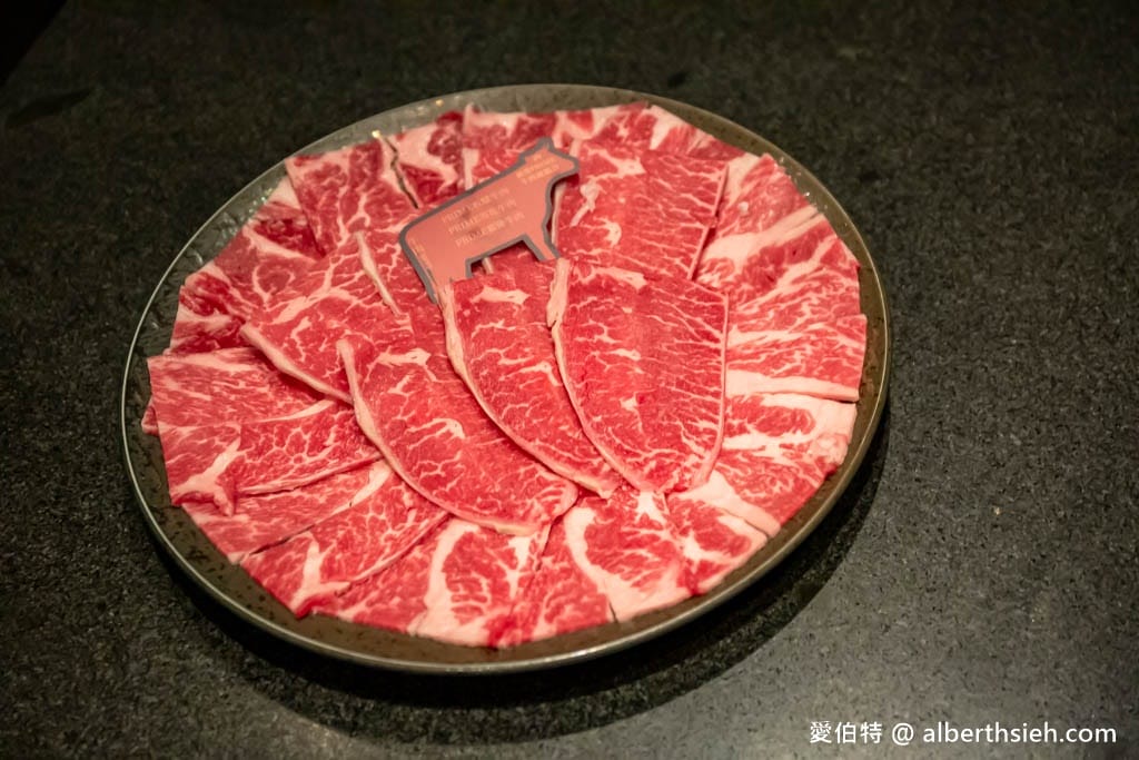 碳佐麻里精品燒肉高雄時代店｜線上訂位，堪稱亞洲最美水上燒肉店