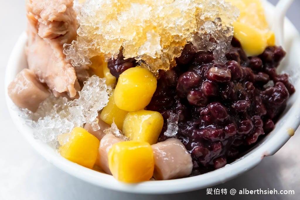 台中大甲阿香芋圓｜鎮瀾宮旁，挫冰超多種配料任你挑選