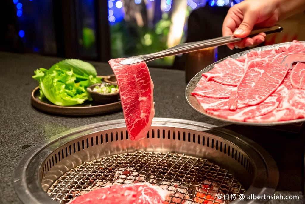 碳佐麻里精品燒肉高雄時代店｜線上訂位，堪稱亞洲最美水上燒肉店
