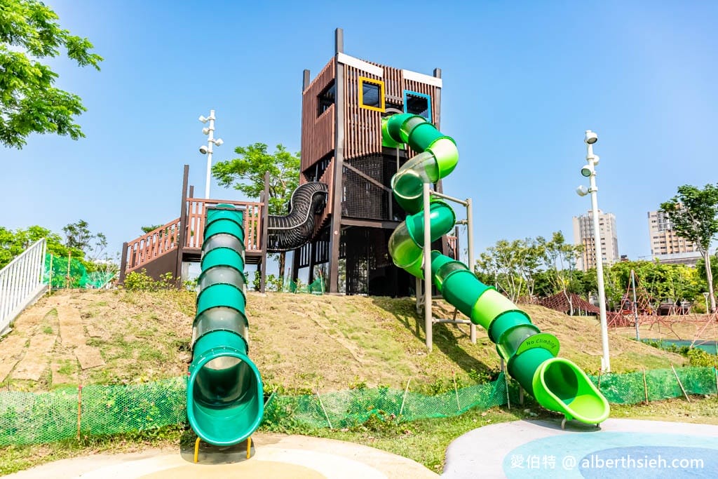 前鎮時代公園｜高雄親子景點，捷運旁萬坪兒童共融遊戲場