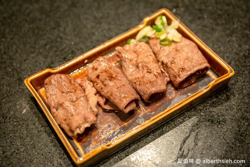 碳佐麻里精品燒肉高雄時代店｜線上訂位，堪稱亞洲最美水上燒肉店
