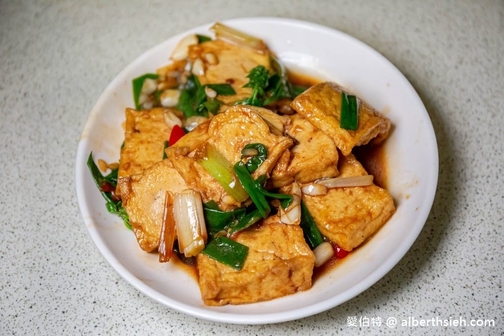 苗栗三義美食｜穎川美食館，隱身巷弄內的三合院客家料理
