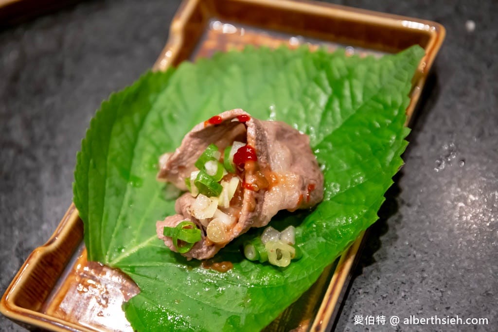 碳佐麻里精品燒肉高雄時代店｜線上訂位，堪稱亞洲最美水上燒肉店