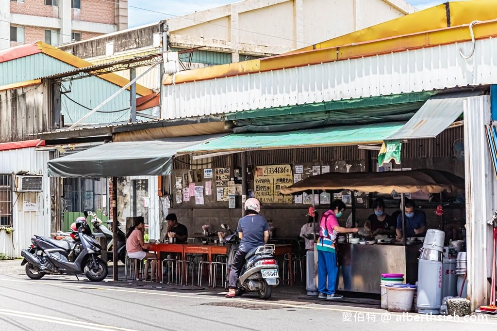 內埔農會陽春麵｜台中后里美食，乾麵配店家自製辣醬絕配