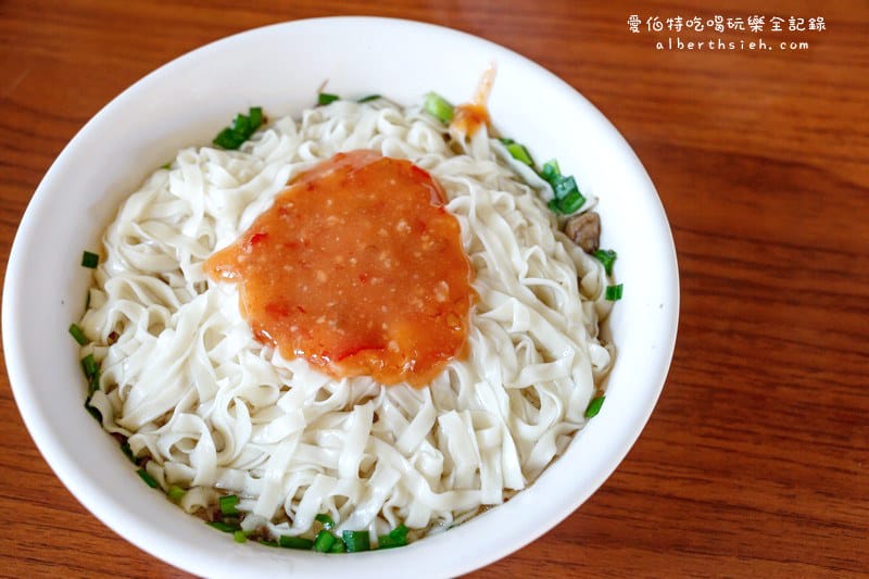 內埔農會陽春麵｜台中后里美食，乾麵配店家自製辣醬絕配