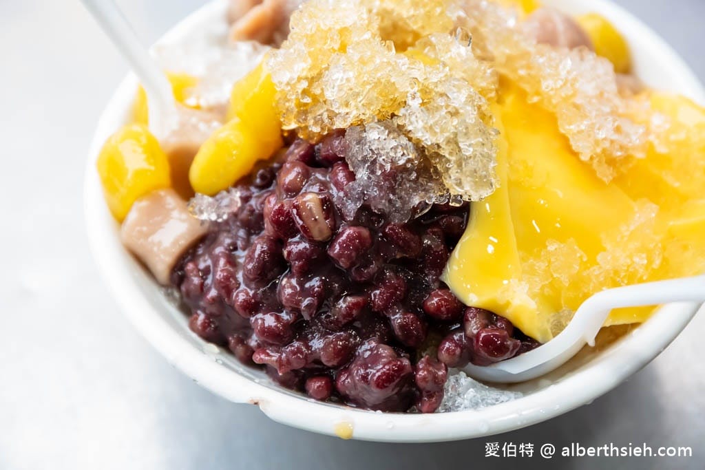 台中大甲阿香芋圓｜鎮瀾宮旁，挫冰超多種配料任你挑選