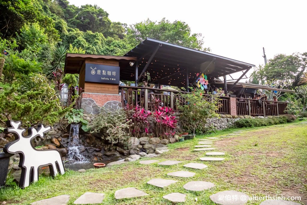 桃園龍潭玩水景點|階梯式千層瀑布,免費戲水秘境,近三坑公園 - 第4張圖 桃園龍潭玩水景點|階梯式千層瀑布,免費戲水秘境,近三坑公園