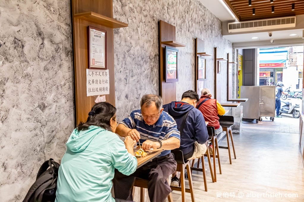 桃園老賊壽司｜30元起35種壽司任你挑，在地25年