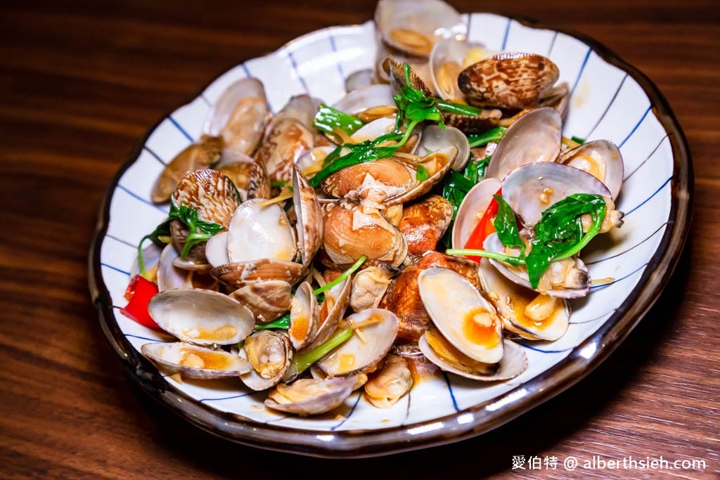 宜蘭小豪海鮮｜頭城烏石港旁CP值超高的美食海鮮餐廳