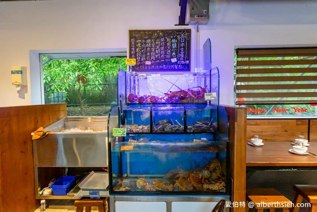 宜蘭小豪海鮮｜頭城烏石港旁CP值超高的美食海鮮餐廳