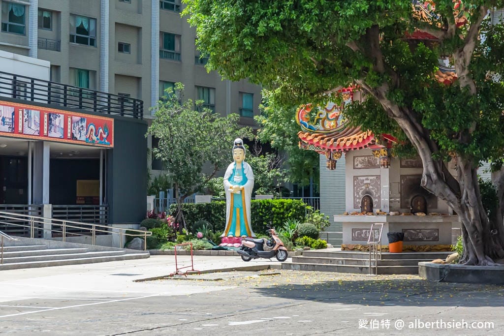 桃園蓮華寺觀音佛祖｜帶子觀音，求財、求姻緣、求子通通靈驗！