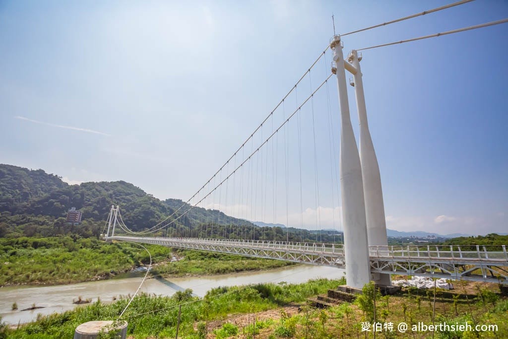 桃園大溪中庄吊橋/七張福德宮｜全台最長懸索式吊橋，串聯山豬湖