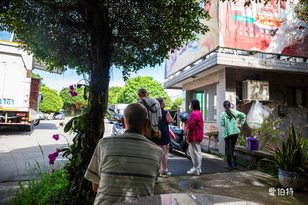 桃園八德中祥食品工廠(自然の顏蘇打餅)｜NG餅乾只要35元 @愛伯特