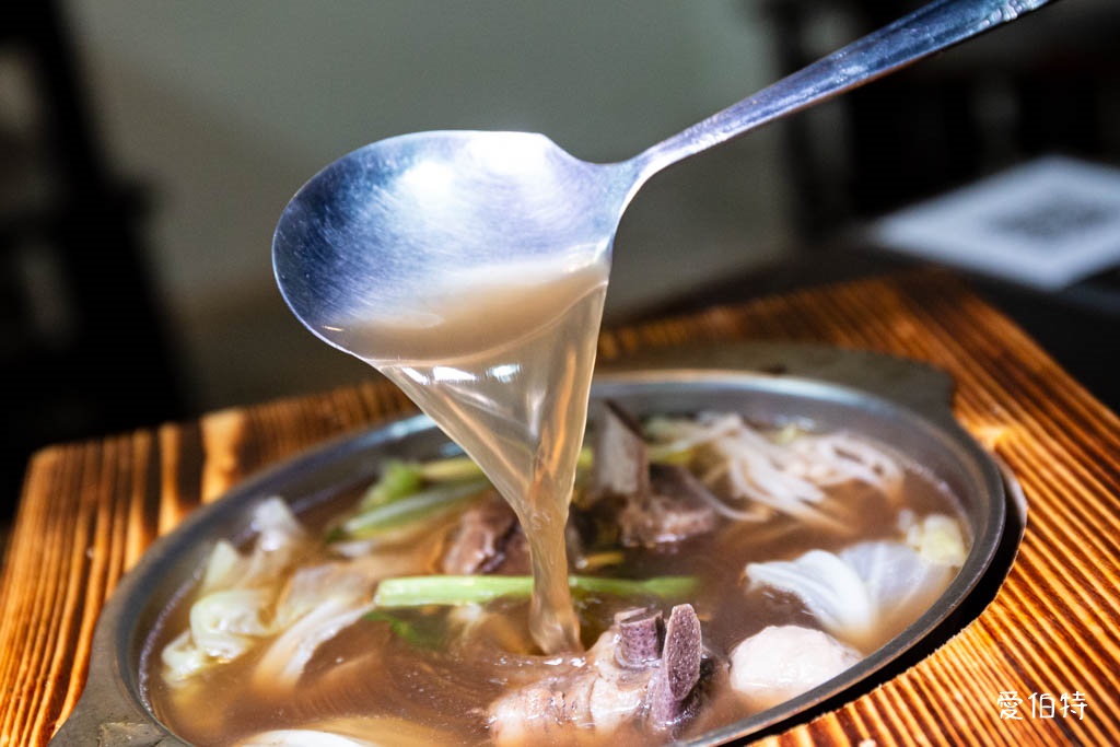 六小福林記炒羊肉（桃園平鎮店）｜羊肉軟嫩好入口，湯頭清甜好喝 @愛伯特