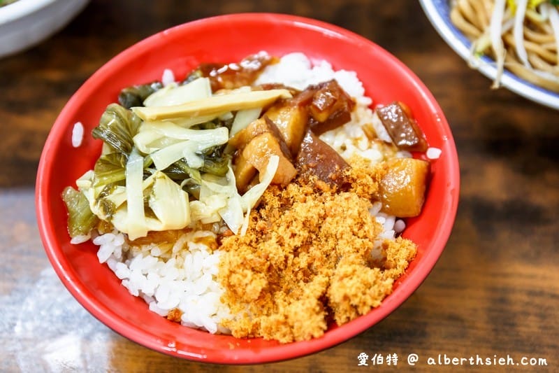 阿嬤的豬血湯｜台中后里美食推薦，傳承四代在地人必推的炒麵早餐