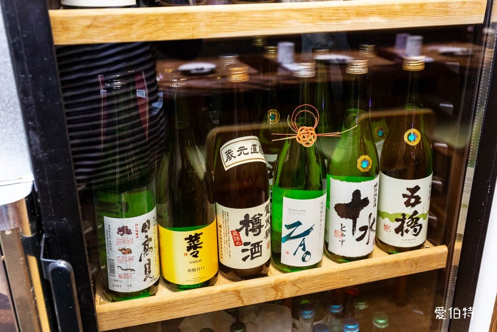 桃園本壽司無菜單料理｜最鮮19道料理飽到天靈蓋，生魚片鮮甜爆表