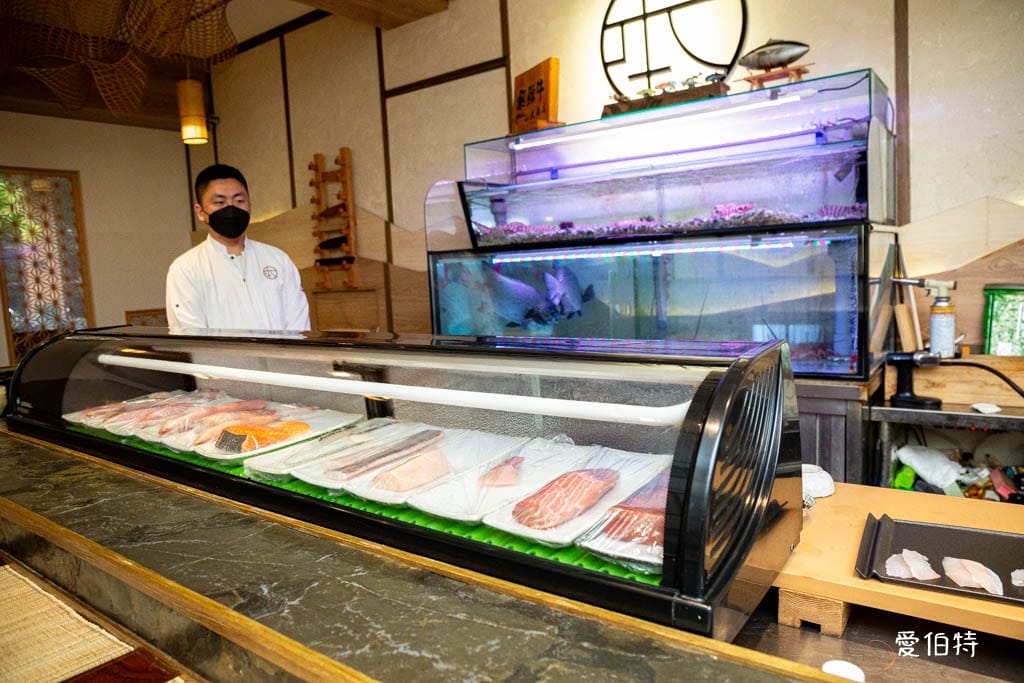 桃園本壽司無菜單料理｜最鮮19道料理飽到天靈蓋，生魚片鮮甜爆表