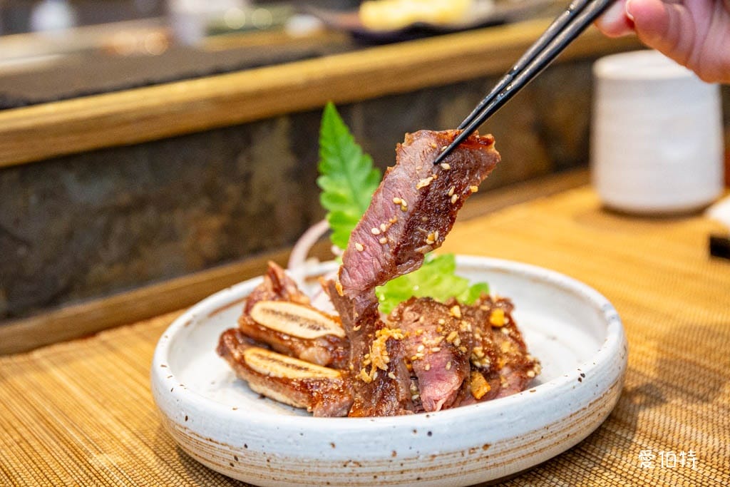 桃園本壽司無菜單料理｜最鮮19道料理飽到天靈蓋，生魚片鮮甜爆表