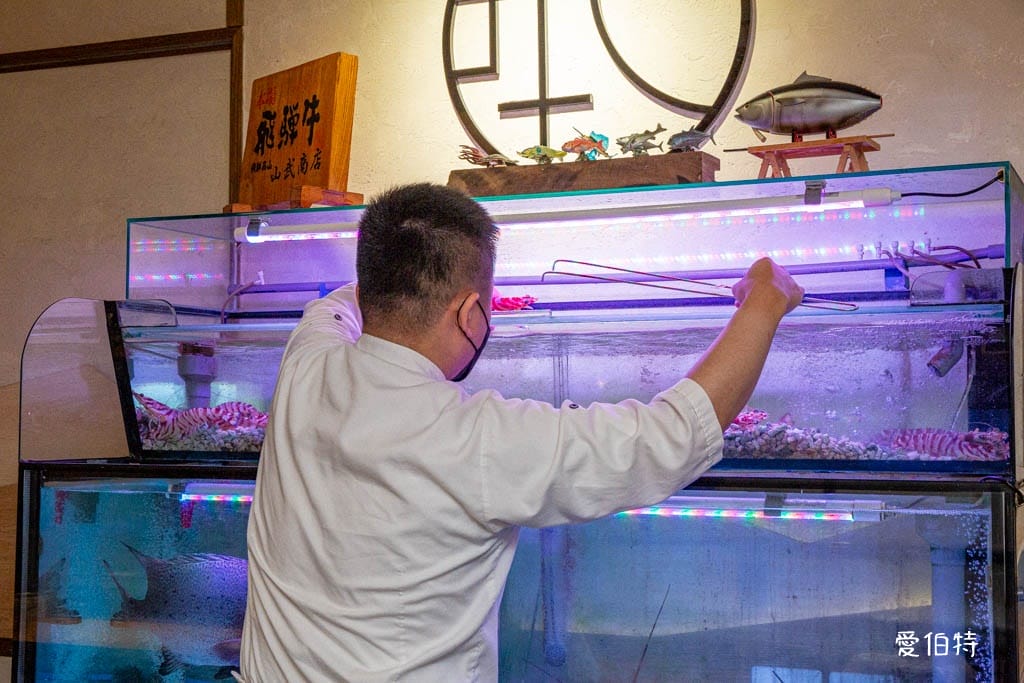 桃園本壽司無菜單料理｜最鮮19道料理飽到天靈蓋，生魚片鮮甜爆表