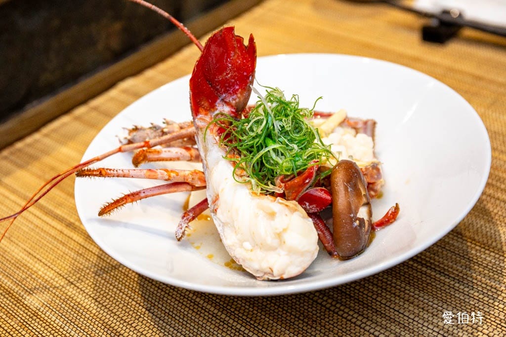 桃園本壽司無菜單料理｜最鮮19道料理飽到天靈蓋，生魚片鮮甜爆表